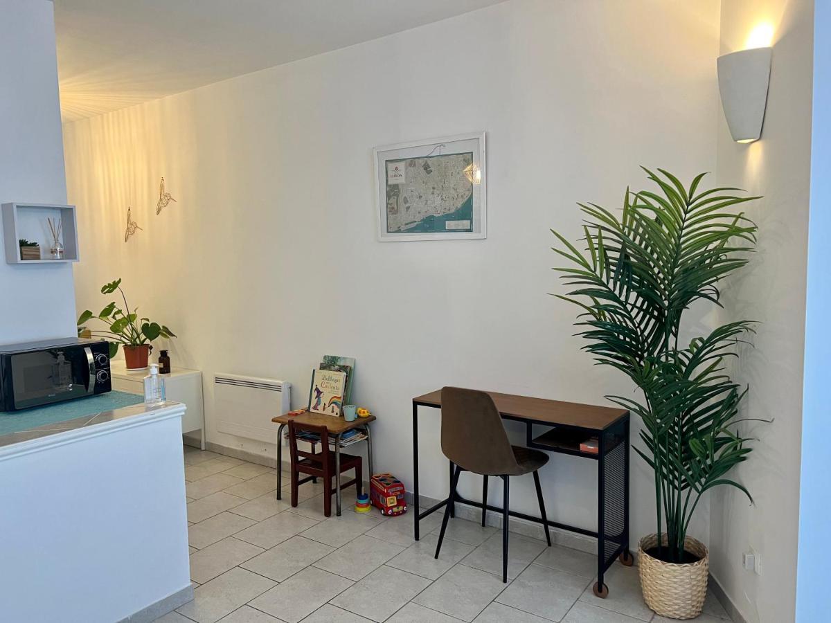 Appartement Au Calme - Proche Centre Ville Châlons-en-Champagne Zewnętrze zdjęcie